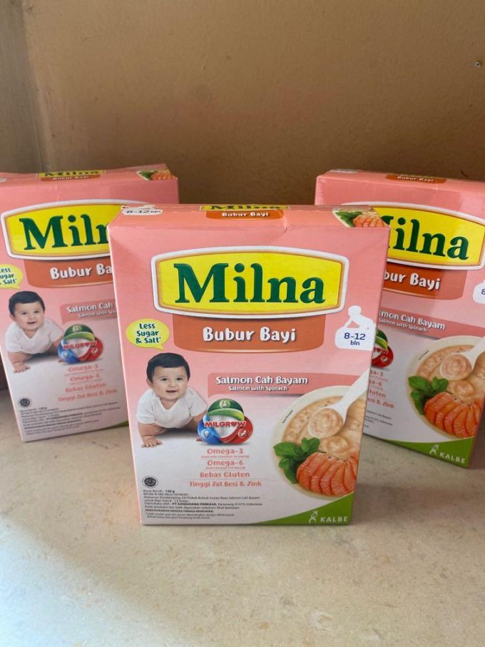 Milna Bubur Bayi Salmon Cah Bayam 8-12 Bulan F