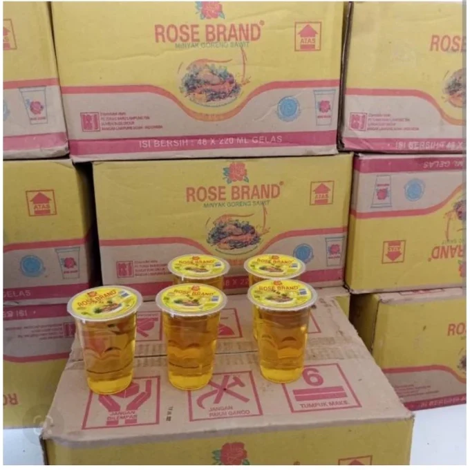 Minyak Gelas Rosebrand 1 dus