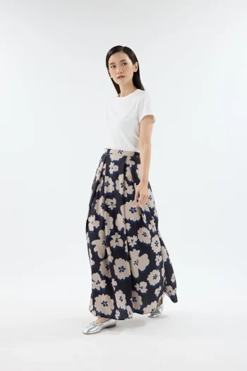 Rok Panjang Wanita | Fiora Black Printed Flare Skirt