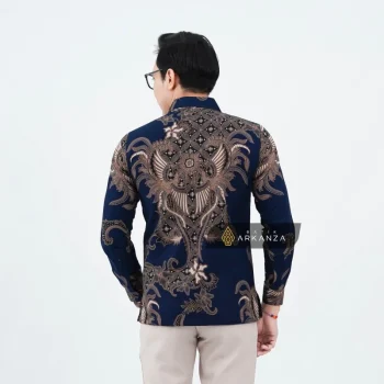 Kemeja Batik Slimfit Motif Nareswara Navy