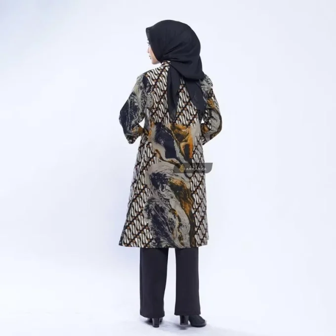 Tunik Batik Motif Aksara Buana