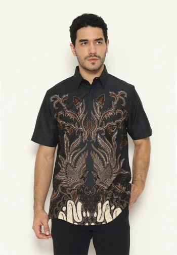 Hadinata Batik Pria Kemeja Pendek Slimfit Yuvan Yura