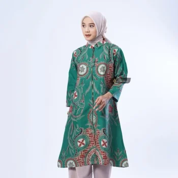 Tunik Batik Motif Cahyadewi