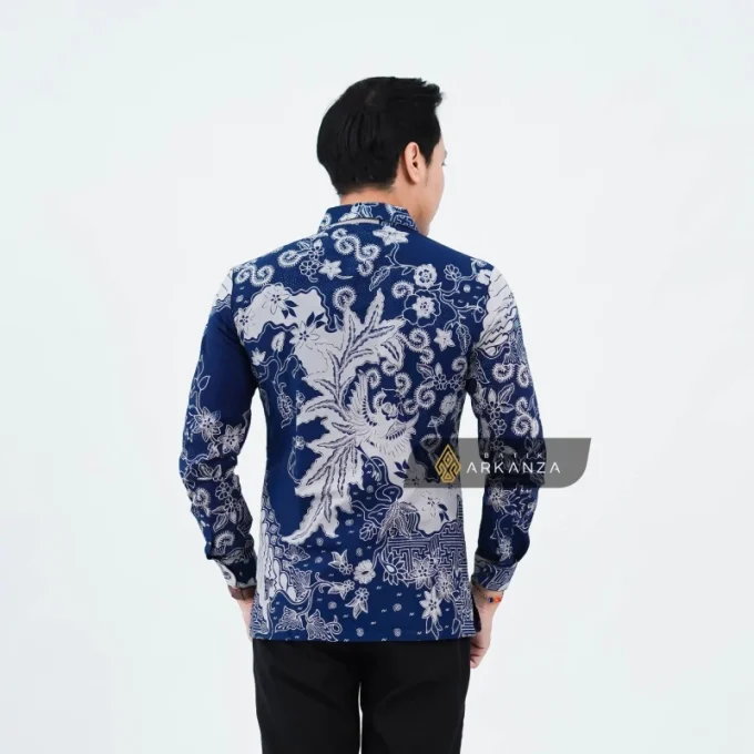 Kemeja Batik Slimfit Motif Pranata Adi