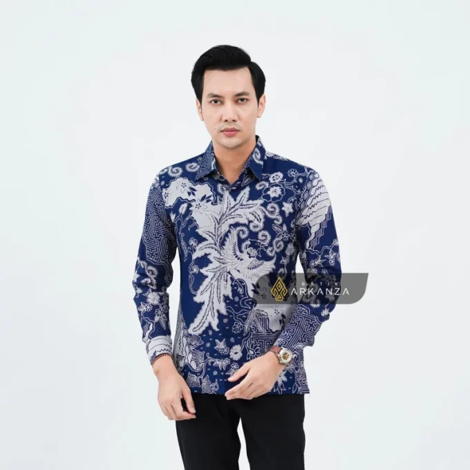 Kemeja Batik Slimfit Motif Pranata Adi