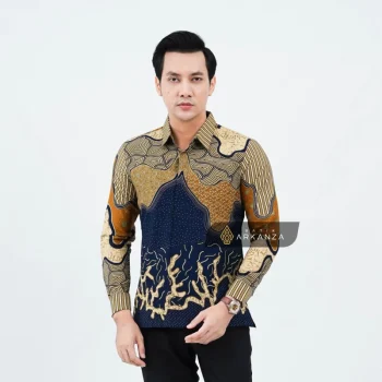 Kemeja Batik Slimfit Motif Pradipta Adji