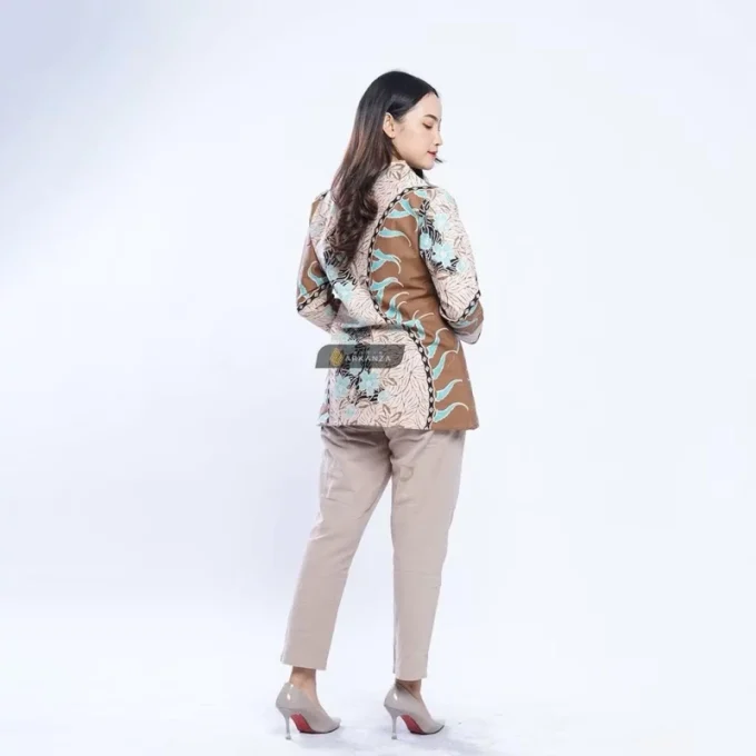 Blouse Batik Motif Indrasukma