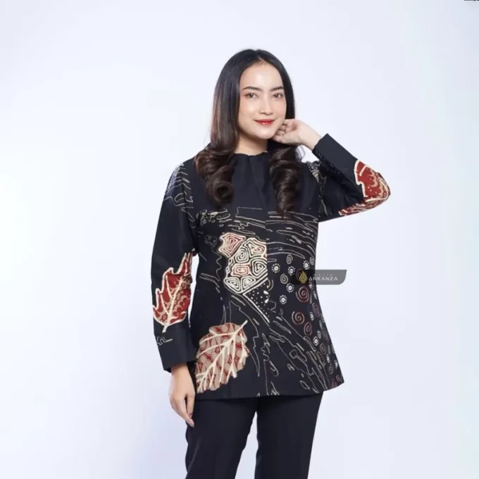 Blouse Batik Motif Serimpi