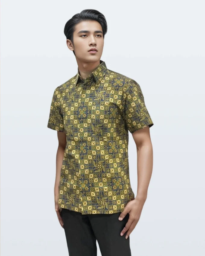 Kemeja Batik Lengan Pendek Ceplok Kitiran – Biru
