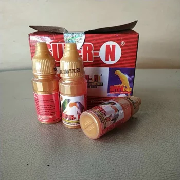 PENTING: BARANG YANG KAMI JUAL ADALAH ORIGINAL 100% (BUKAN PALSU/OPLOSAN). JIKA TERBUKTI TIDAK ORIGINAL SIAP GANTI UANGNYA 2X LIPAT. Nama Produk: Super-N Super Kicau Obat Burung Sakit Infeksi Pencernaan Diare Berak Kapur Darah Air Pernafasan Serak Flu Luka Lesu Bulu Kusam Virus Kategori : Obat/Drug Kegunaan : Mengobati segala jenis infeksi pencernaan seperti diare, berak kapur, berak darah, berak air, dan lain sebagainya Mengobati beberapa infeksi pernapasan burung kicau, seperti ngorok, serak, dan flu Menyembuhkan luka pada burung kicau. Seperti luka karena goresan benda tajam, dll Mengobati burung yang lesu Mengatasi bulu kusam pada burung kicau Mengobati penyakit yang disebabkan oleh virus dan mikroorganisme Cara Pemakaian : Dicampurkan dengan air minum burung Diteteskan langsung pada mulut/paruh burung Dioleskan pada kapas lalu dibalutkan pada paruh burung Untuk Jenis Burung : Muraibatu, poskay, anis, kenari, branjangan, cucak ijo,dll. Mengandung bahan : Bahan alami tanpa efek samping.