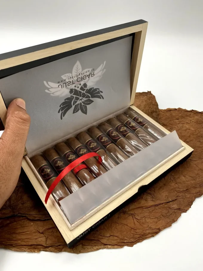 Cigar Cerutu Just Cigar 1 Wooden Box – Isi (10 Batang)