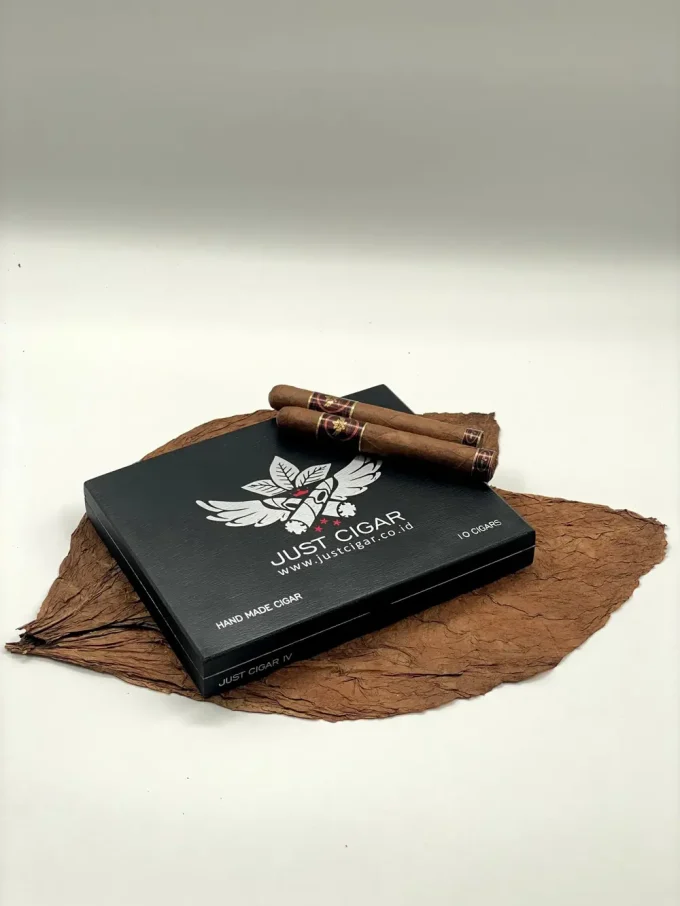 Cigar Cerutu Just Cigar 6 Wooden Box – Isi (5 Batang)
