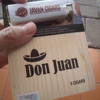 Cerutu Don Juan (Box isi 5) + Lighter